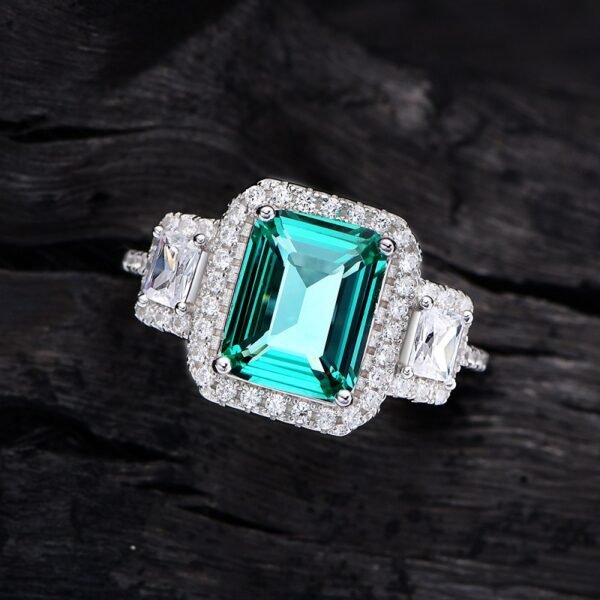 Luxury Emerald Cut Cubic Zirconia S925 Ring