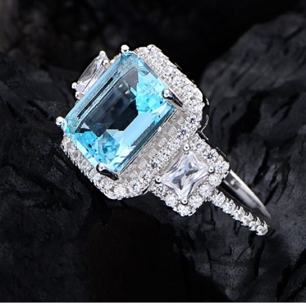 Luxury Emerald Cut Cubic Zirconia S925 Ring