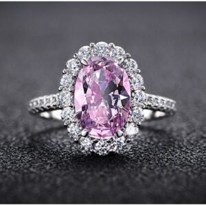 S925 Luxury Halo Oval Cubic Zirconia Pave Ring