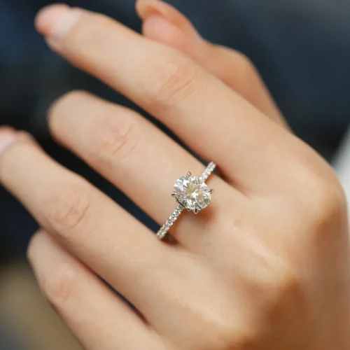 1 Carat Oval Moissanite Solitaire Ring