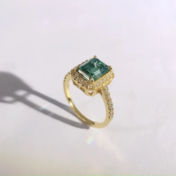 3 CT Halo Band Emerald Cut Green Moissanite Ring (1)