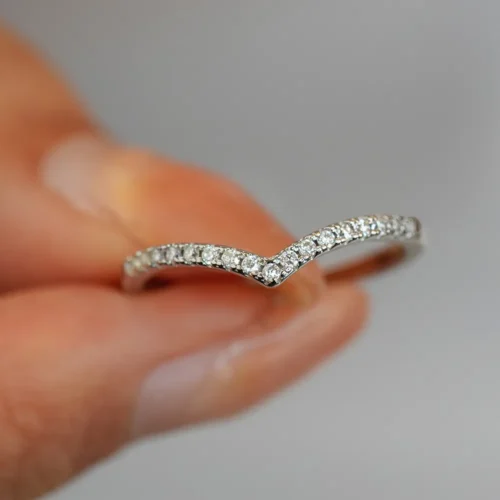 V-Shaped Moissanite Ring Band